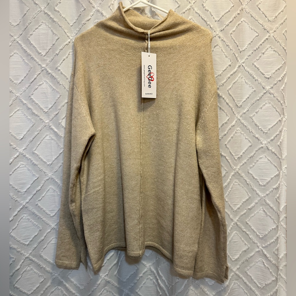 Nwt. Size Large.